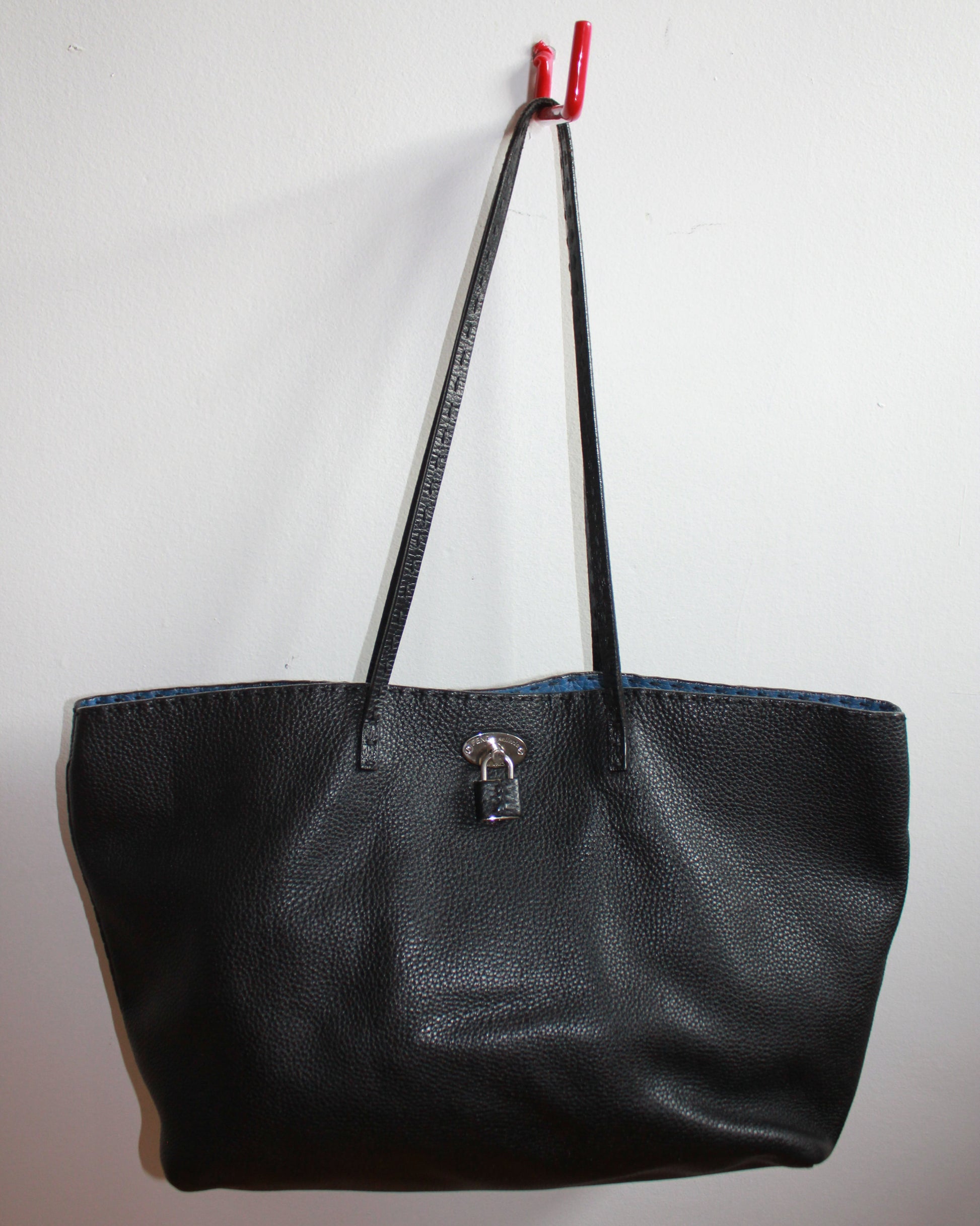 fendi selleria black tote back