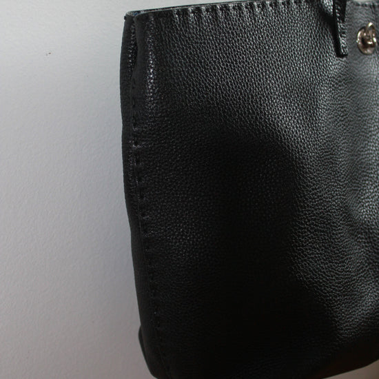 Fendi selleria black pebbled leather side
