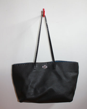 Fendi selleria black turn lock clasp black  pebbled leather tote