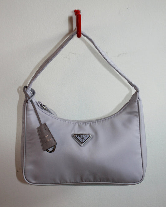 front of prada tessuto re-edition 2000s bag in wisteria